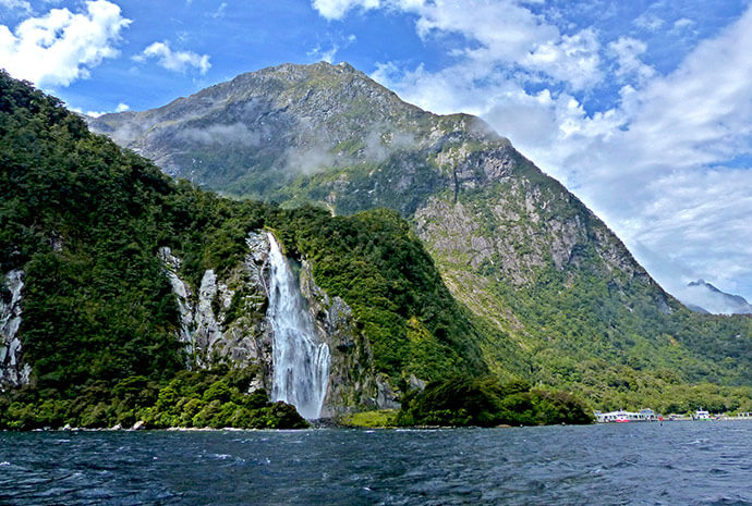 South Island & Fiords of New Zealand Expedition Cruise